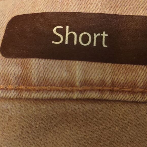 Gloria Vanderbilt Women's size 6 mauve pink denim Bermuda shorts 10 1/2 inseam - Picture 5 of 9